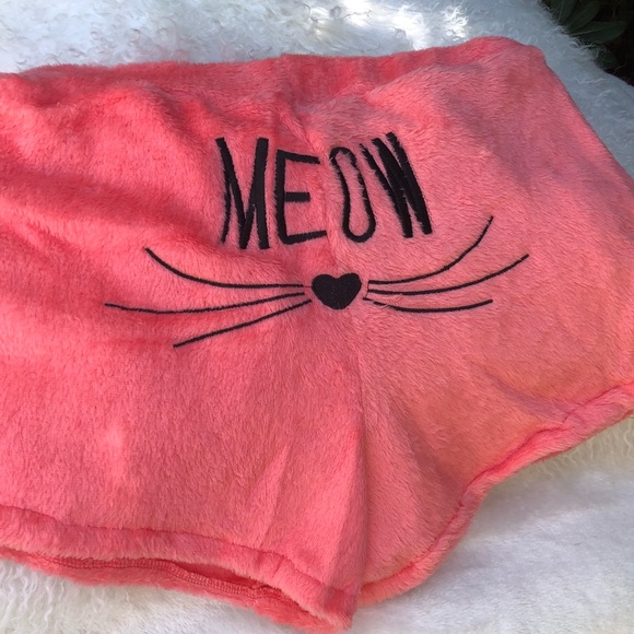 ✨Cozy Meow Velour Hoodie & Shorts Set✨ - Picture 2 of 8